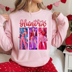 Huntrix de San Valentín png, Huntrix, Huntrix Valentine, Camisa Huntrix, Huntrix svg, Kpop png, Saja Boys png, Demon Slayer, K Pop Demon Huntrix.