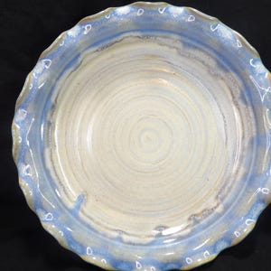 Hilsenbeck Hand Made Stoneware Studio Pottery Pie Plate Signed by Artist
