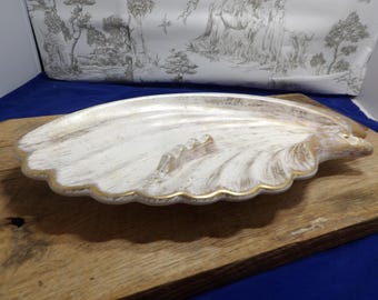 Vtg  Royal Haeger Shell Design Ashtray #155 Embossed