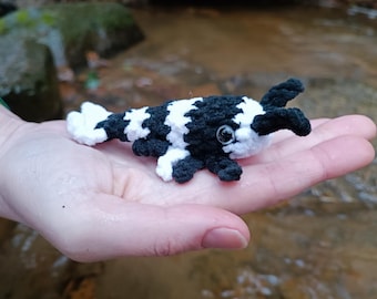 Caridina Crystal Red & Black Shrimp Crochet Pattern | Aquarium Dwarf Shrimp Amigurumi PDF