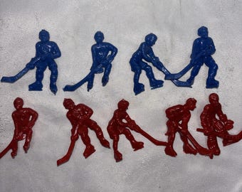 Vintage 1956 - 1957 Kellogg's Cereal 5 Red 4 Blue Plastic Hockey Players Collect