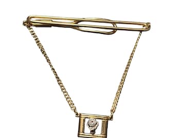 Rare Vintage SWANK Gold Tone Tie Clip Clasp Bar with DEER Stag head hunting