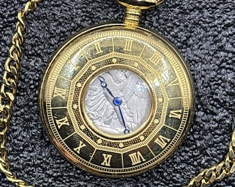Reloj de bolsillo mecánico de cuerda Stauer Silver Liberty con moneda de medio dólar y águila, de época