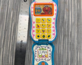 Sesame Street Elmo's World Flip Cell Phone Toy Mattel 2002 Blue Dorothy Goldfish