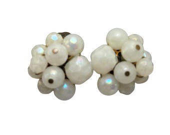 Vintage 50s MCM Western Germany Faux Pearl Cluster Clip Earrings AB Iridescent