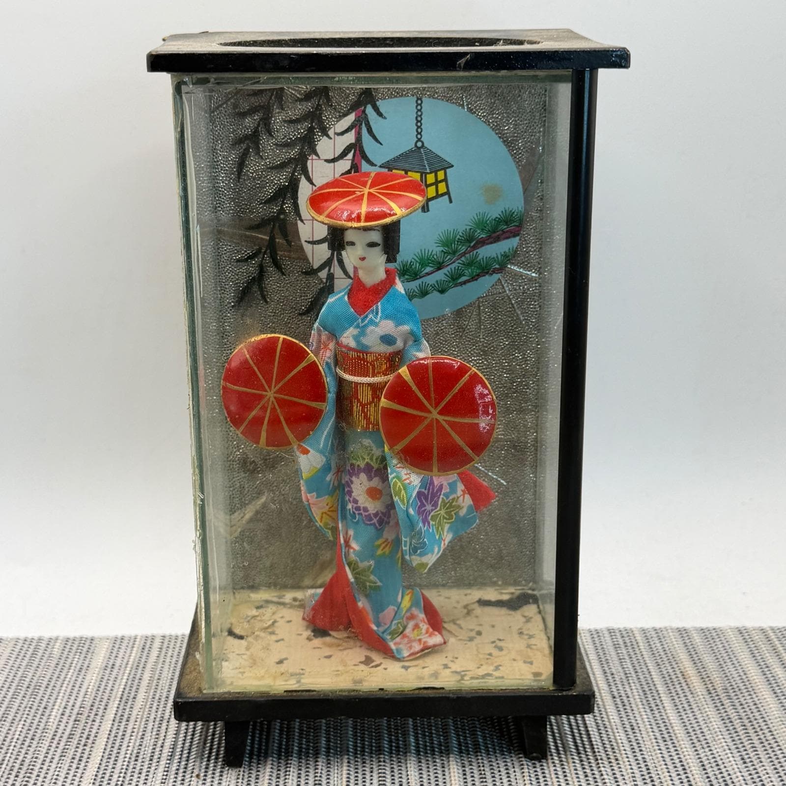 Geisha Doll Glass Case - Etsy