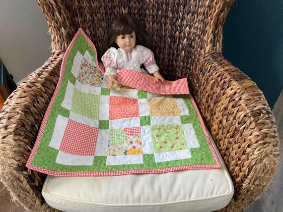 Fun, colorful doll quilt