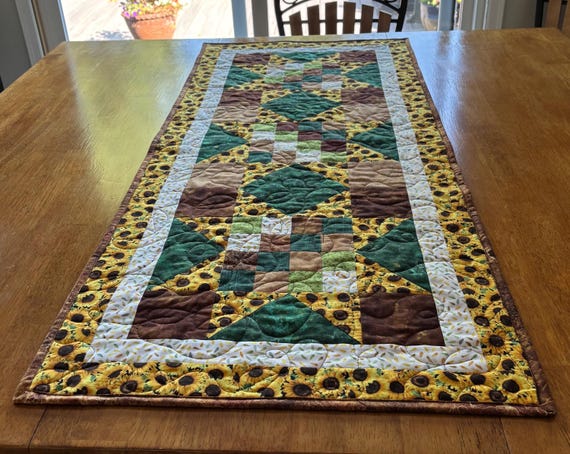 Quilted Sunflower Table Runner