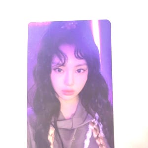 公式Hyein NewJeans Super Shyフォトカード