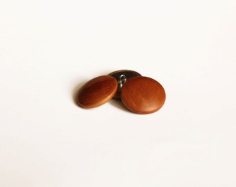 Boutons by Loïc Allio Boutons by Loic Allio. 1st Edition Book of Buttons, Antique and