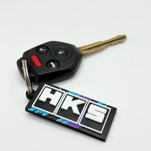 Porte-clés HKS | Livrée JDM Superoil | Style drift rétro des années 90 et 2000 | Accessoire voiture turbo | Porte-clés imprimé en 3D pour les amateurs de voiture