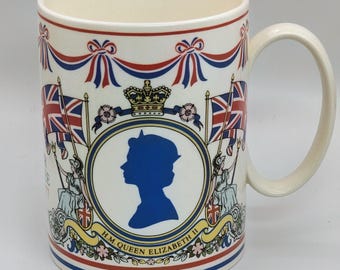 Vintage ceramic mug by Wedgwood to commemorate the Silver Jubilee of Queen Elizabeth II in 1977.
