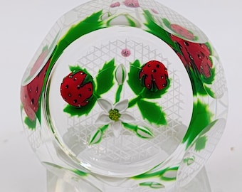 Perthshire 1986D Limited Edition 'Strawberries' Scottish Glass Paperweight Vintage Collectible