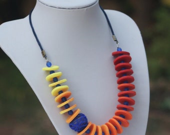 Lively necklace in red, orange, yellow and blue, polymer clay, disc beads