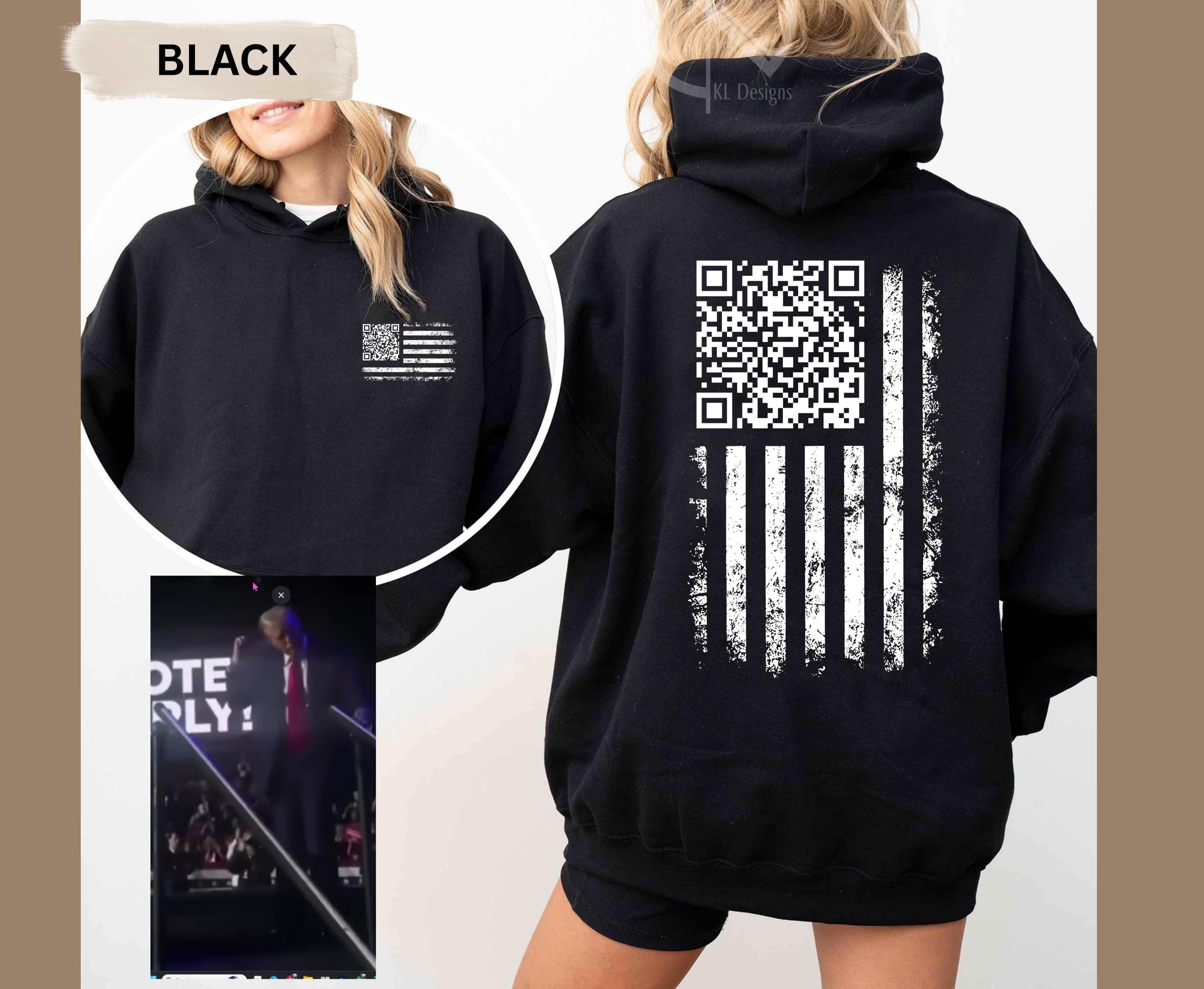 QR Code Flag Trump Dance – Minimalist American Flag Graphic, Scan
