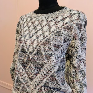 80s Vintage Knit Pullover Sweater: White with Blended Gray - Large