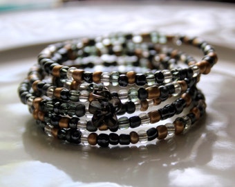 Black and Gold Seed Bead Mix Wrist Wrap Stackable Cuff Bracelet Fits Average Size 6 1/2" to 7 1/2"