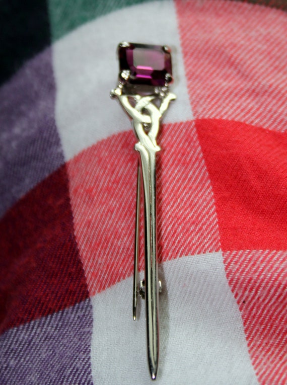 Amethyst Dirk Kilt Pin Vintage Art Pewter Silver C