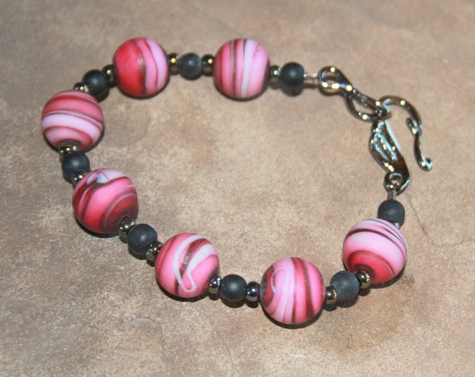 Pink and Gray Hand-Made Lampwork Glass Bead Bracelet
