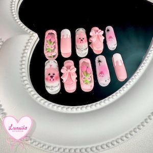 Press-On Nails Loopy cartoon character | kawaii | soft pink | pastel pink | tulips | nail art | handmade | Loopy inspired Nail | Nail art