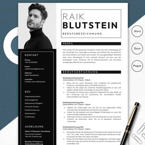 Può includere: Un modello di curriculum vitae in bianco e nero con il nome "RAIK BLUTSTEIN" in alto. Il curriculum include sezioni per informazioni di contatto, competenze, istruzione ed esperienza lavorativa. Un ritratto di un uomo con un dolcevita nero è a sinistra.