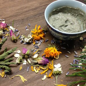 Mountain Mud Herbal Face Mask image 6