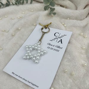 Porte-clés étoile perlé fait main, carte personnalisée, cadeaux de mariage élégants, cadeau de baptême, breloque céleste, cadeau personnalisé pour invités