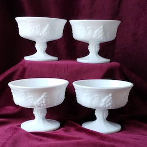 Vintage Westmoreland Paneled Grape Milk Glass Sherbet/Dessert – Set of 4, 1960s