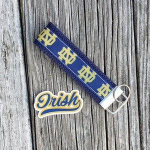 University of Notre Dame comes with a sticker//Fighting Irish/Keychain/Key fob