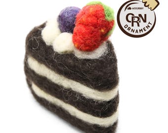 Needle Felted Cake Ornament, Handmade Wool Food Toy