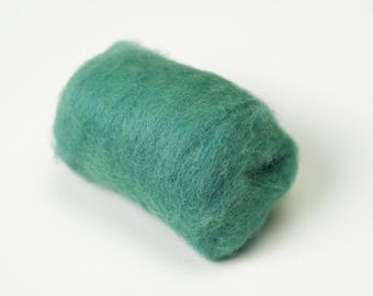 Aquamarine Corriedale Wool Roving - New Zealand Felting Supplies (4 oz)