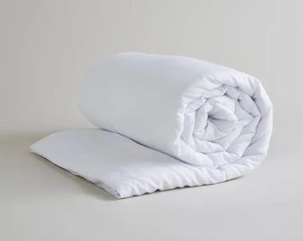 Lightweight Summer Duvet: Hypoallergenic Poly Cotton Microfibre Quilt