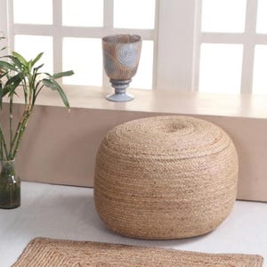 Handgefertigter Jute Pouff: Boho Geflochtener Fußhocker (50x50x30 cm)