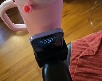 Mugghållare och telefonhållare för Pride Mobility Go-stolar