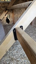 Chicken Roost Bar Bracket, 2x4 vertical