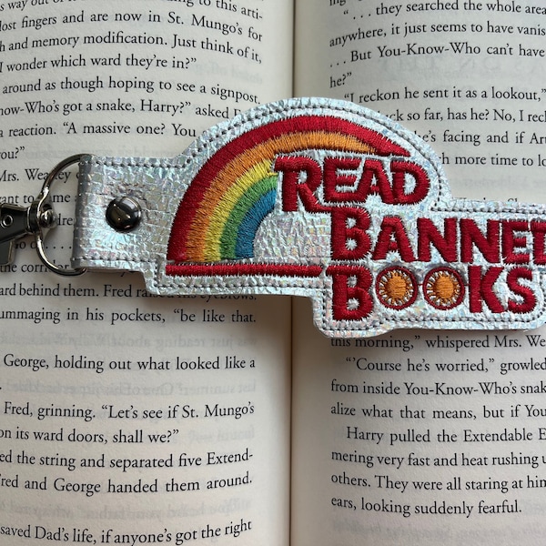 Read Banned Books Keychain, Librarian Gift, Books, Banned Books, Teacher Appreciation Gift, End of School