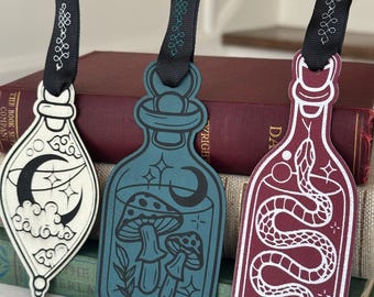 Botellas de poción, Brujería, Fantasía, Serpiente, Hongo, Luz de luna, Cuero vegano, Marcapáginas de polipiel, Marcapáginas, Literario