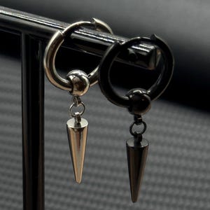 Kolczyki-koła ze stali nierdzewnej – minimalistyczna biżuteria unisex zdjęcie 3