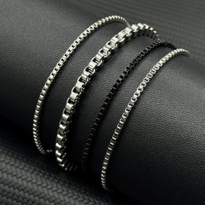 4-in-1 Stainless Steel Bracelet Set – 8 Inch Unisex Chain Bracelets Silver and Black