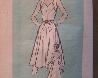Vintage 1970s Cute Halter Sundress Back Wrap Front Tie Marian Martin Mail Order Pattern 9362 Size 14