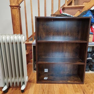 Brown Bookshelf – Small Bookcase for Living Room, Office, or Dining Room – Open Storage Display Shelf 23.6&quot;x32&quot;, 3-Tier