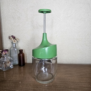 1970s Gemco Avocado Green Chopper – Glass Jar Manual Nut & Veggie Chopper – Retro MCM Kitchen Gadget