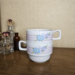 1980s Japan Stacking Mugs (Set of 2) – Pastel Floral Coffee Cups – Cottagecore Vintage Kitchen