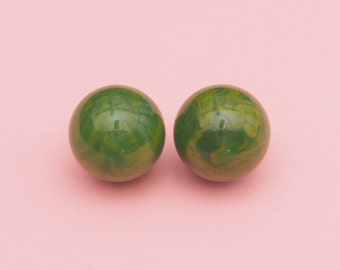 30s 40s Marbleized Bakelite Earrings// Green Bakelite Earrings// Vintage Bakelite Ball Earrings // Art Deco // Mod