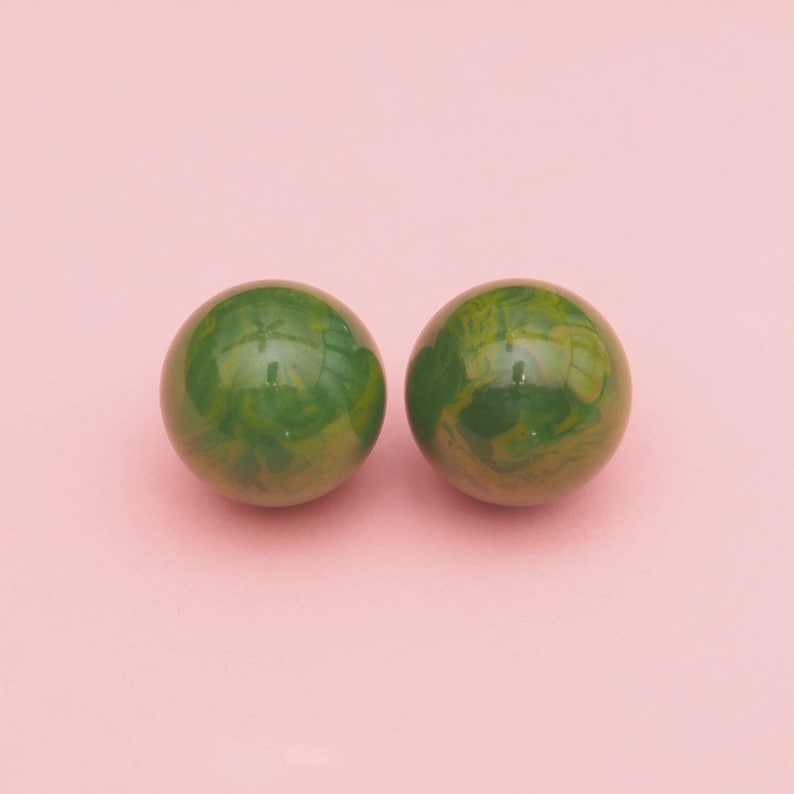 30s 40s Marbleized Bakelite Earrings// Green Bakelite Earrings// Vintage Bakelite Ball Earrings // Art Deco // Mod image 1