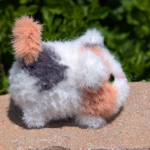 Fluffy Crochet Kitten Plush, Handmade Mini Amigurumi Cat, Tiny Collectible Cat Lover Gift image 5