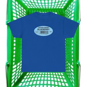 Camiseta unisex con pegatina de fruta de arándano, camiseta con gráfico, camiseta con etiqueta de arándano, regalo divertido para los amantes de los arándanos, camiseta para amantes de la fruta imagen 2