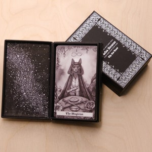 Faeles Arcanae | The Cat Tarot Deck - Neue Edition - AUF LAGER, sofort versandfertig!