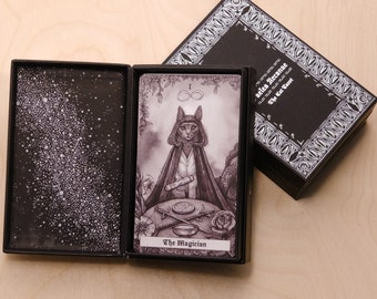 Faeles Arcanae | The Cat Tarot Deck - New Edition - IN STOCK, ready to ship!