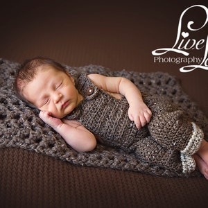 Download PDF crochet pattern s003 - Newborn overall